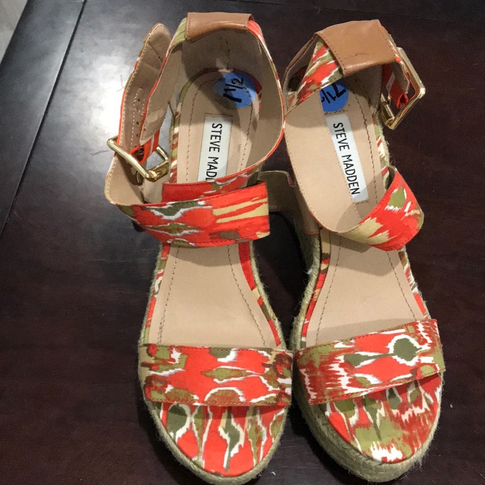 Steve Madden wedges s 7.5